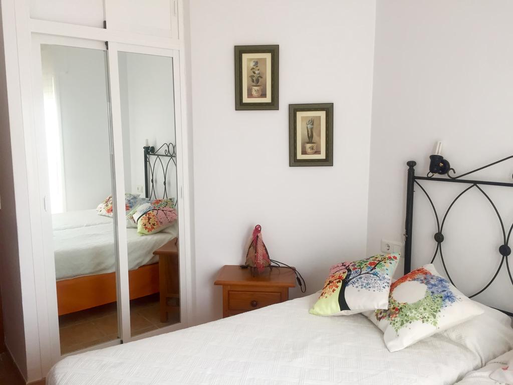 Easy Nerja Apartments Eksteriør bilde