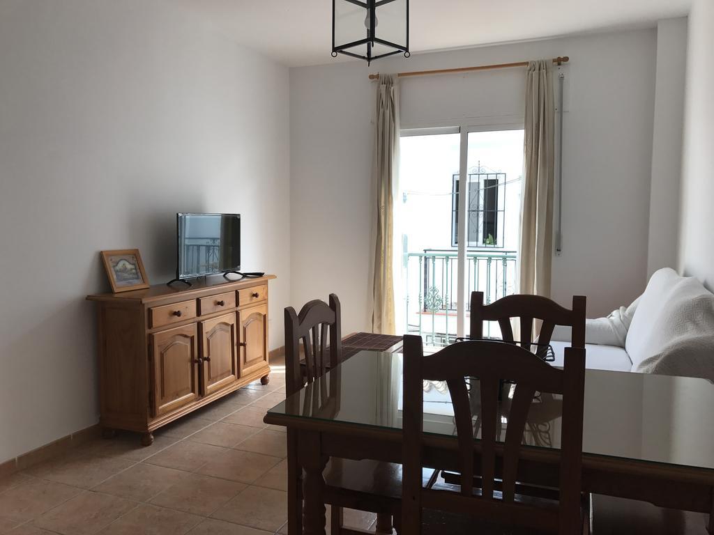 Easy Nerja Apartments Eksteriør bilde